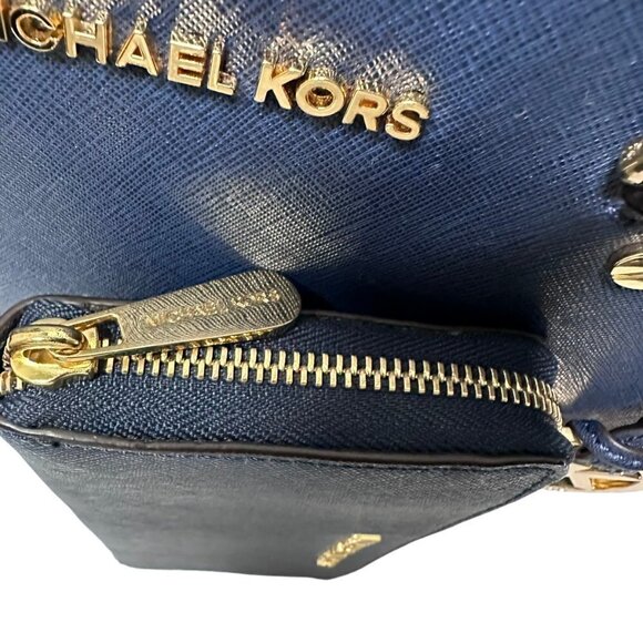 Michael Kors Sutton Saffiano Medium Bag in Navy Leather with Matching Wallet - Picture 6 of 14